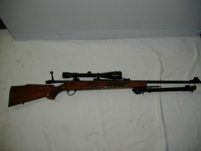 Picture 059.jpg - Finnbear cal .300 win. mag. L61R No. 72262 w/scope
